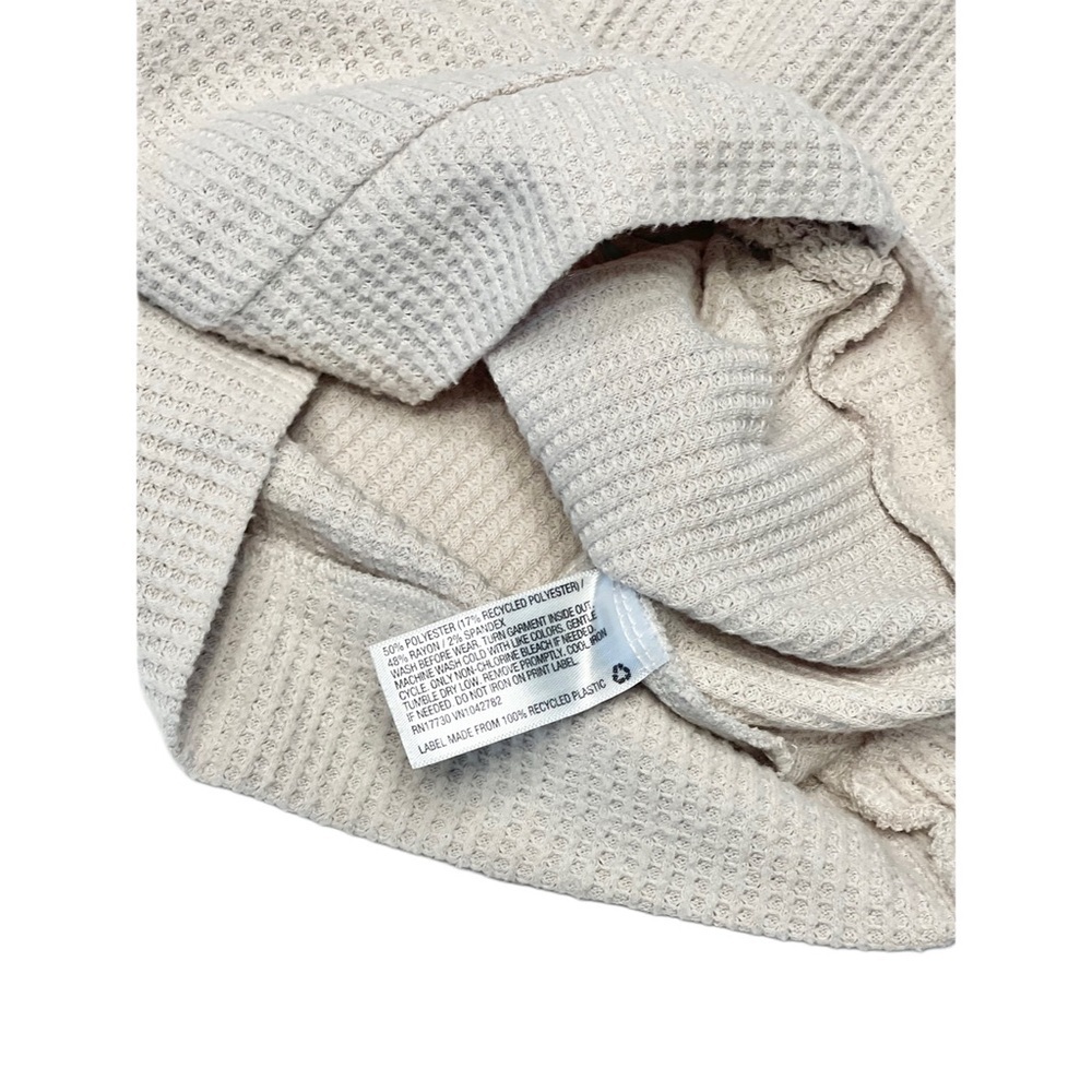 Cat & Jack Girls Oatmeal Waffle-Knit Long Sleeve Tee | Kids 4T - Picture 4 of 4